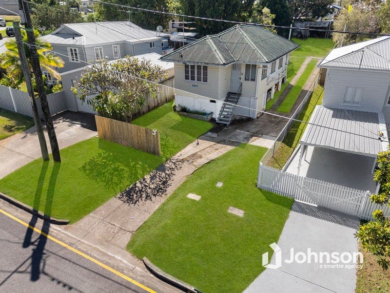 4 Killarney Avenue, Manly West — photo 1 of 5