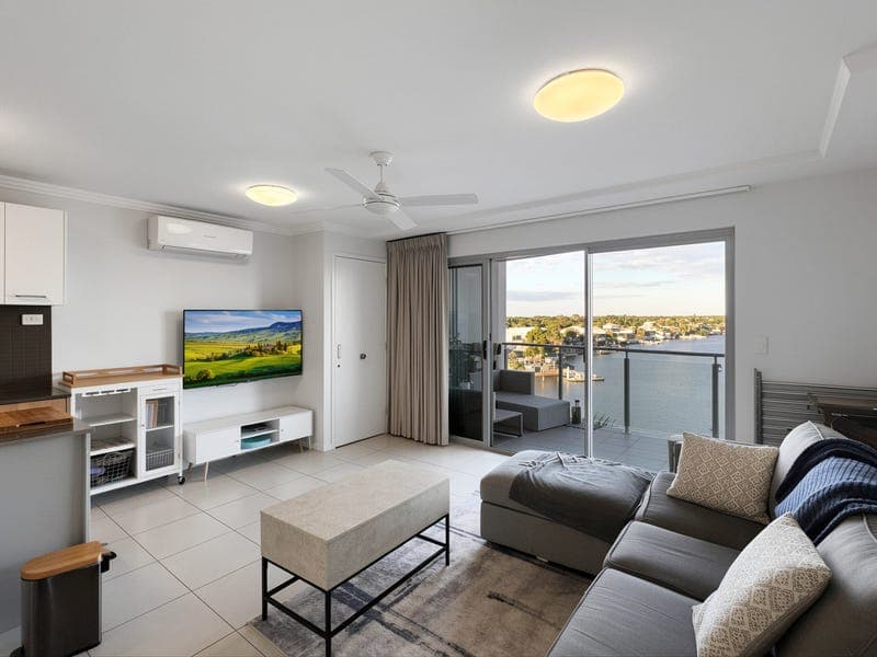 70/99 Birtinya Boulevard — photo 1 of 5