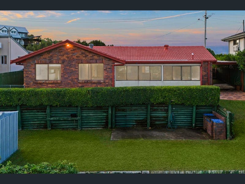 1108 South Pine Road, Everton Hills — photo 1 of 5