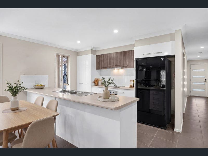 77 Deepak Drive, Willow Vale — photo 1 of 5