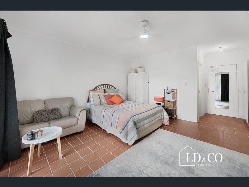 6/6 Beach Road, Dolphin Heads — photo 1 of 5