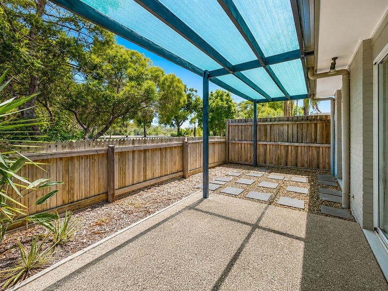 17/33 Cootamundra Drive, Mountain Creek — photo 1 of 5