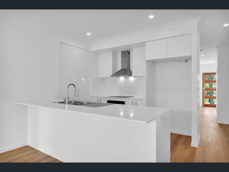 14 Lomandra Ave, Cooloola Cove — photo 1 of 5