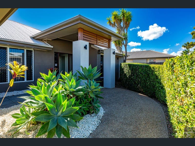 9A Pinnacle Court, Avoca — photo 1 of 5
