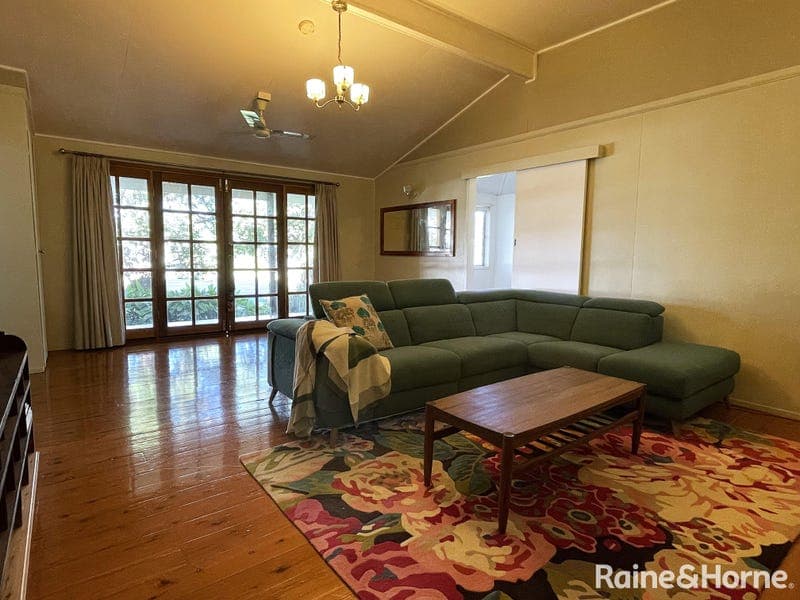 5 Fletcher Street, Goondiwindi — photo 1 of 5