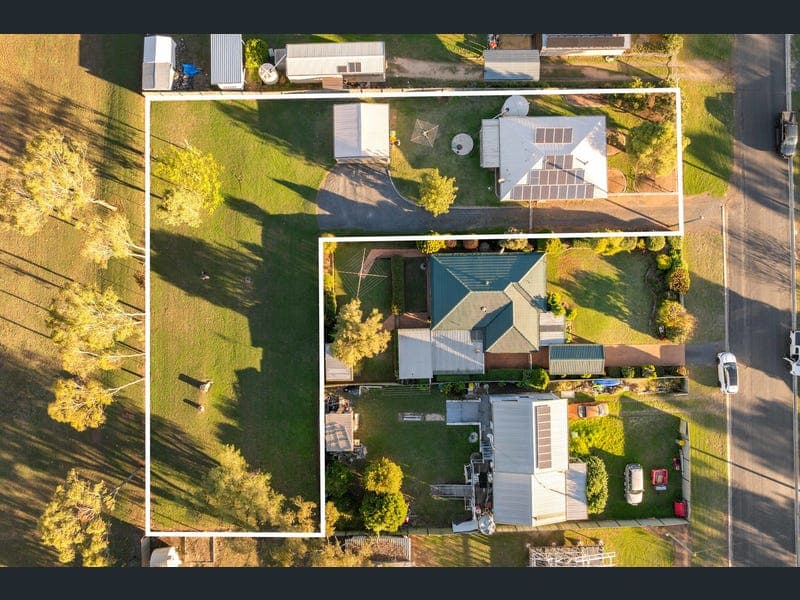 76 John Street, Goombungee — photo 1 of 5