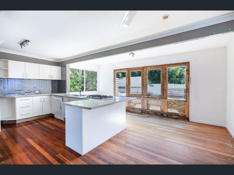 15 Amaroo Close, Glen Eden — photo 1 of 5