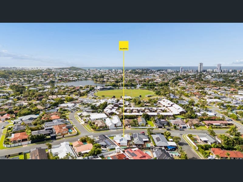 12 Tattler Way, Burleigh Waters — photo 1 of 5