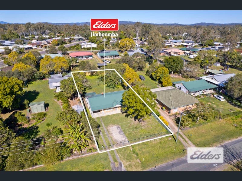 35 Queen Street, Jimboomba — photo 1 of 5
