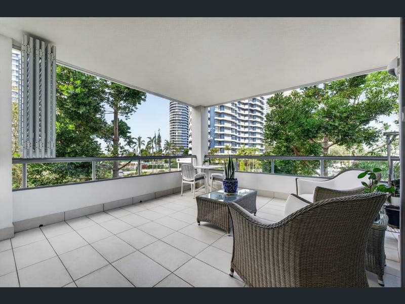 12A/28 Bayview Street, Runaway Bay — photo 1 of 5