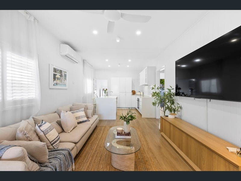 29 Prince Street, Brighton — photo 1 of 5