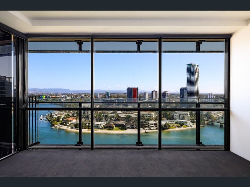 2156/9 Ferny Avenue 'Circle on Cavill, Surfers Paradise — photo 1 of 5