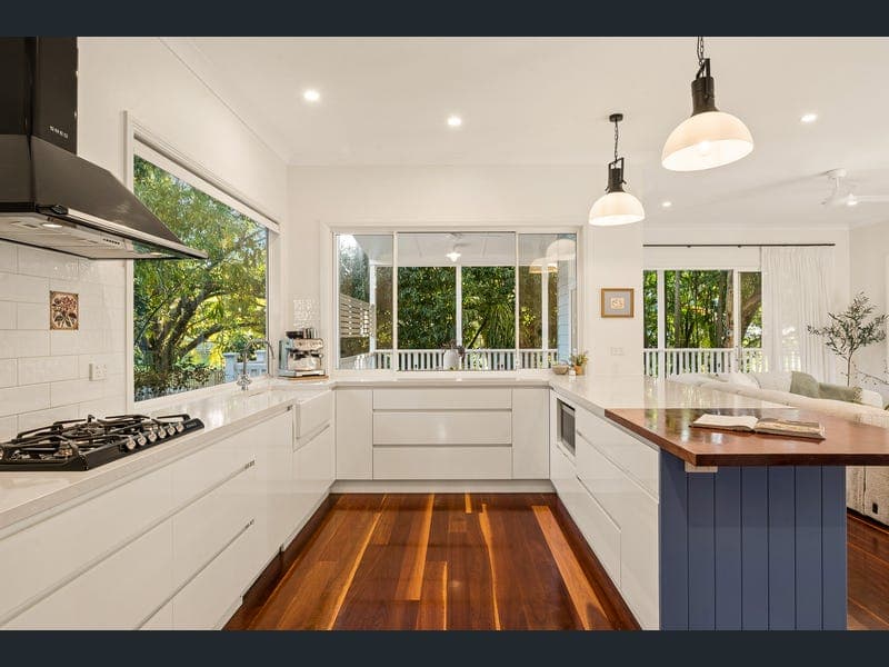 1 Lana Street, Tarragindi — photo 1 of 5