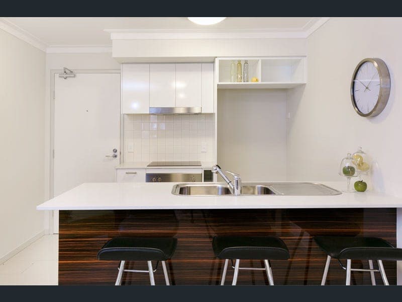 4403/135-151 Annerley Road, Dutton Park — photo 1 of 5