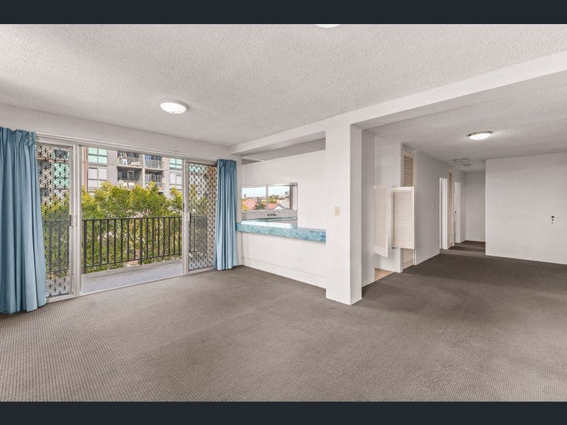 4/32 Duke Street, Kangaroo Point — photo 1 of 5