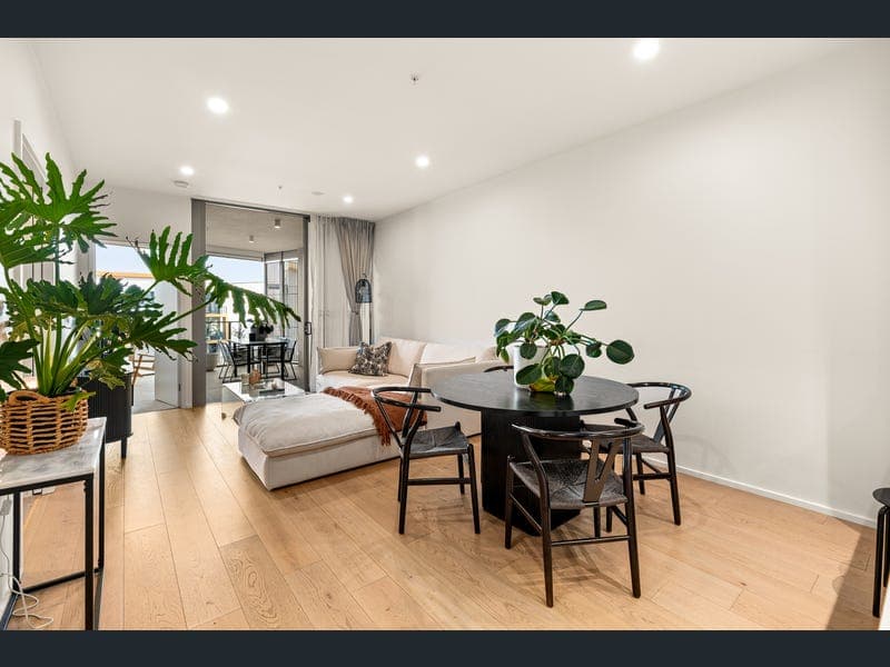 30509/9 Pidgeon Close, West End — photo 1 of 5