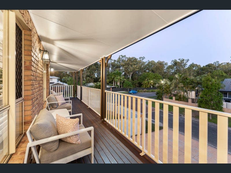 1 Ladd Close, Mcdowall — photo 1 of 5