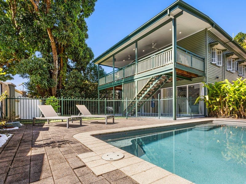 19 Charlekata Close, Freshwater — photo 1 of 5