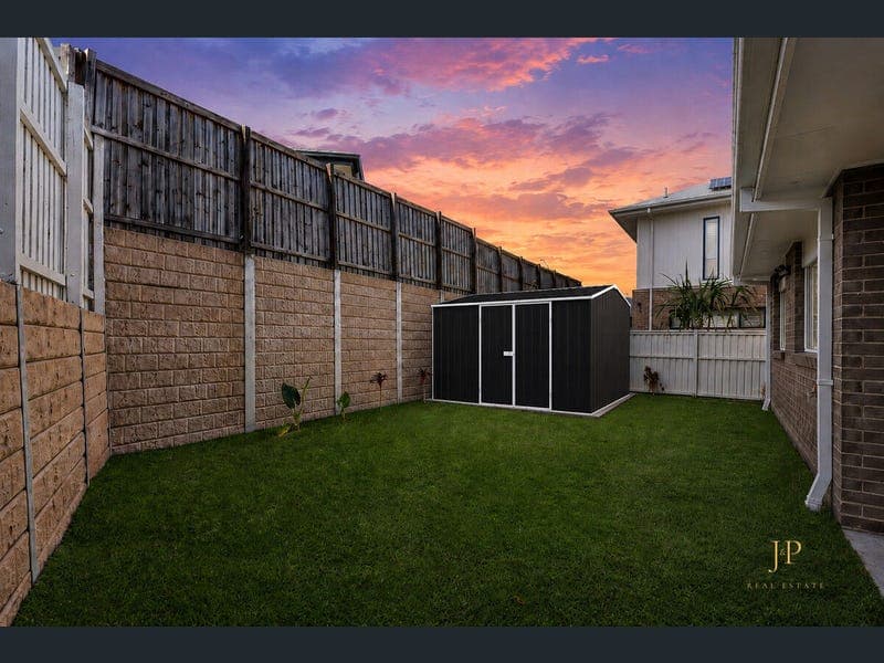 22 Sunset Circuit, Flagstone — photo 1 of 5