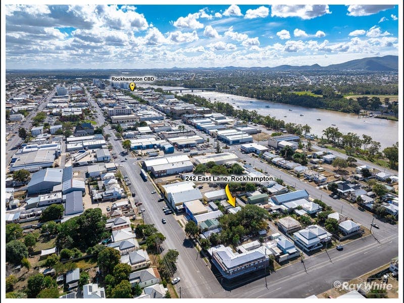 242 East Lane, Rockhampton City — photo 1 of 5