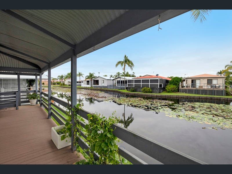 152/368 Oxley Drive, Coombabah — photo 1 of 5