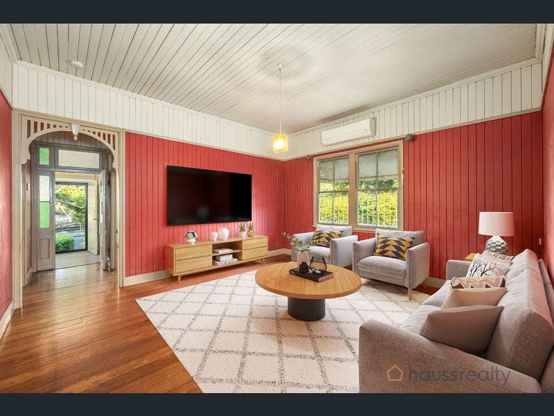 7 Kew Road, Graceville — photo 1 of 5