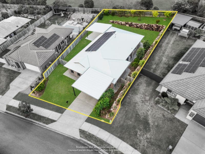 15 Warrego Street, Beaudesert — photo 1 of 5