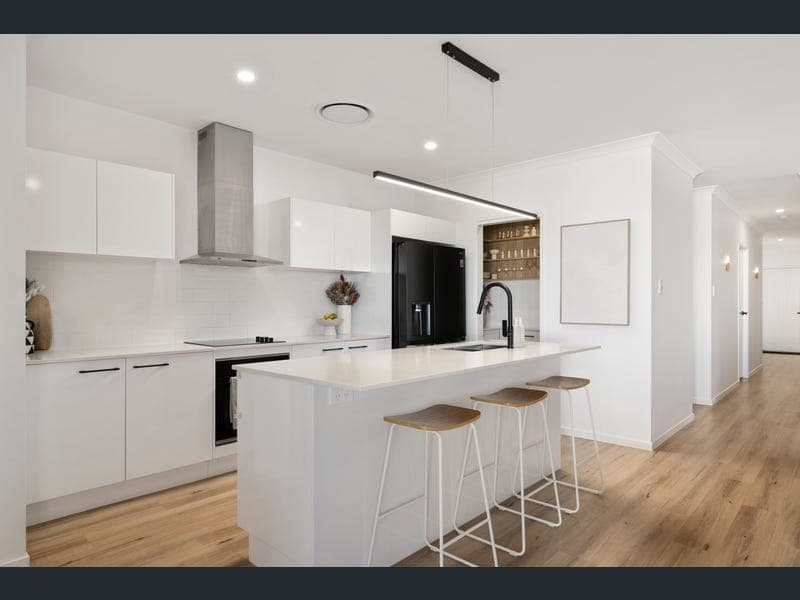 67 Stephen Crescent, Nirimba — photo 1 of 5