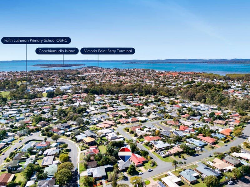 4 Poinciana Avenue, Victoria Point — photo 1 of 5