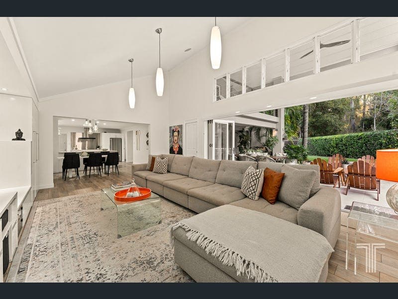22 Bickle Place, Mount Gravatt East — photo 1 of 5