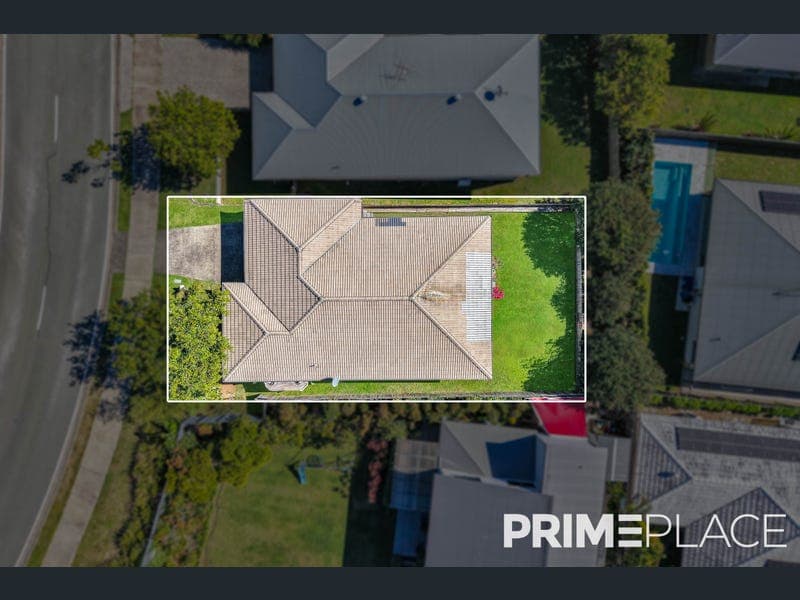 106 Lakes Entrance Drive, Springfield Lakes — photo 1 of 5