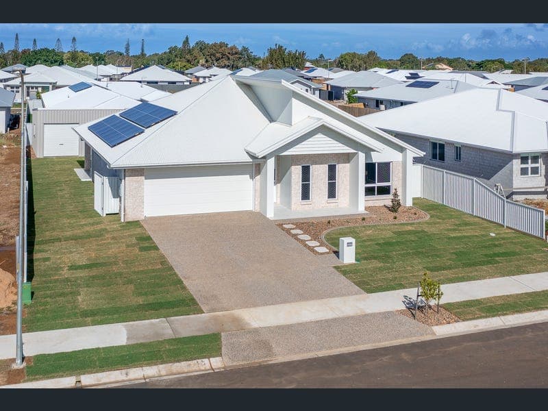 58 Wisteria Street, Bargara — photo 1 of 5