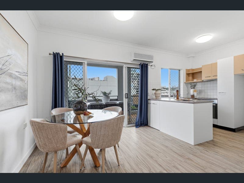20/36 Lissner Street, Toowong — photo 1 of 5