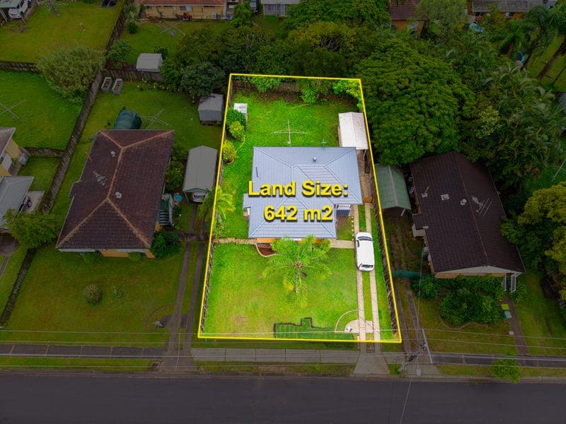 5 Renita Street, Slacks Creek — photo 1 of 5