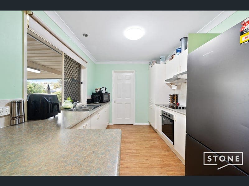 38 Leatrice Street, Marsden — photo 1 of 5