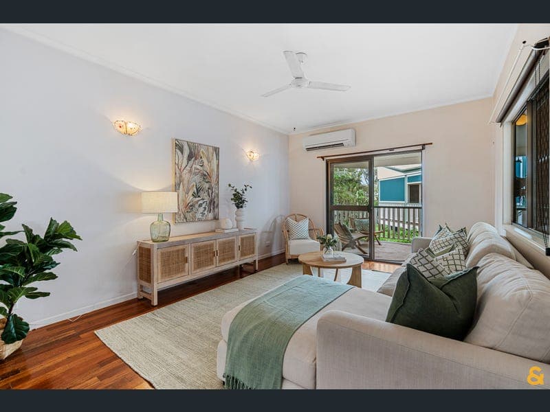 64 Chandos Street, Wynnum West — photo 1 of 5