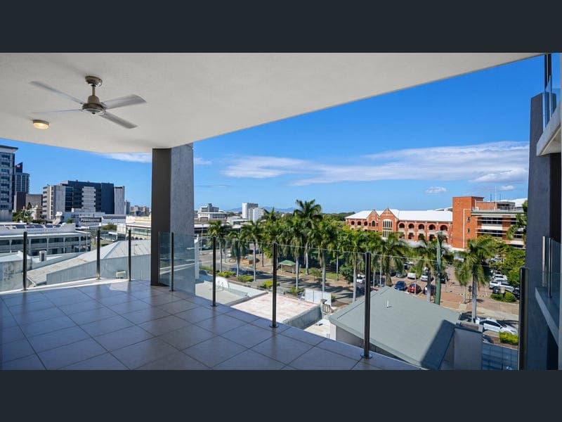 123/523-541 Flinders Flinders Street, Townsville City — photo 1 of 5