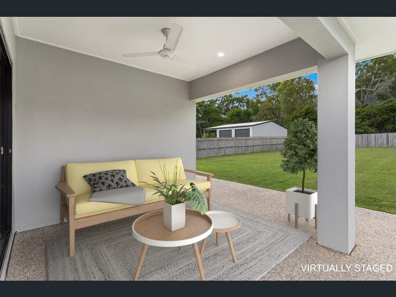 17 Trader Crescent, Cannonvale — photo 1 of 5
