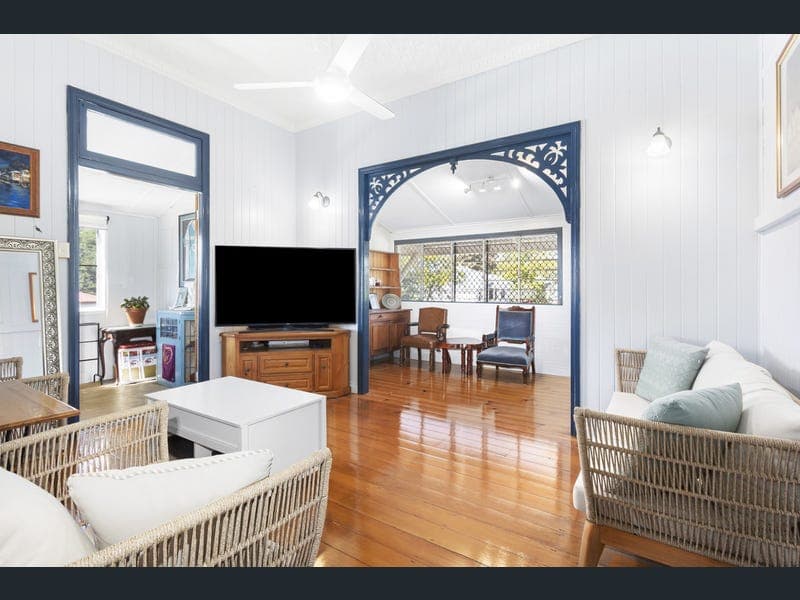 15 Tuson Street, Wandal — photo 1 of 5