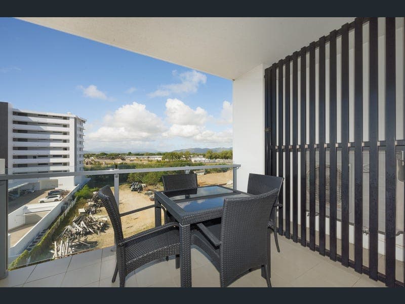 22/5 Kingsway Place, Townsville City — photo 1 of 5