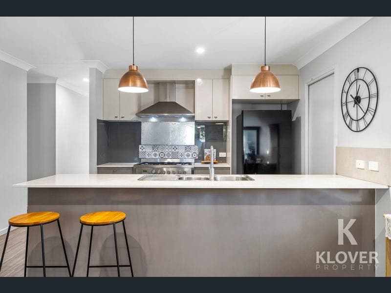 30 Noble Street, Pallara — photo 1 of 5