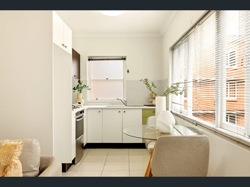 4/37 Jane Street, West End — photo 1 of 5