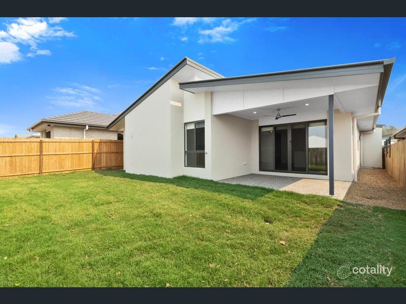 44 Kourounis Street, Logan Reserve — photo 1 of 5