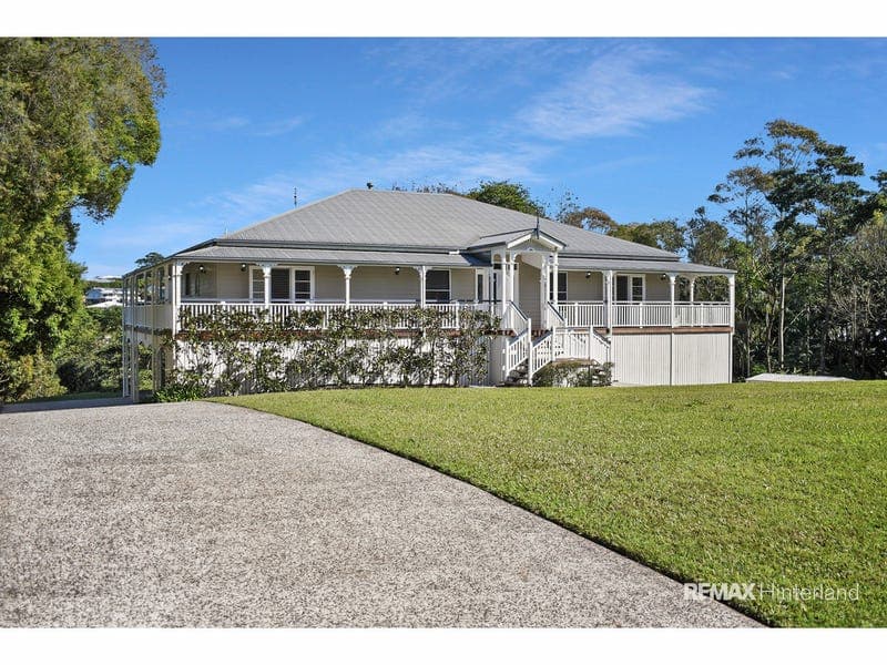16 Walkers Drive, Maleny — photo 1 of 5