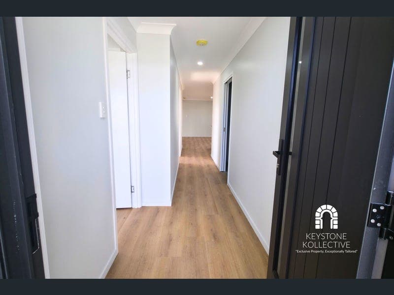 9 Shiers Court, Rural View — photo 1 of 5