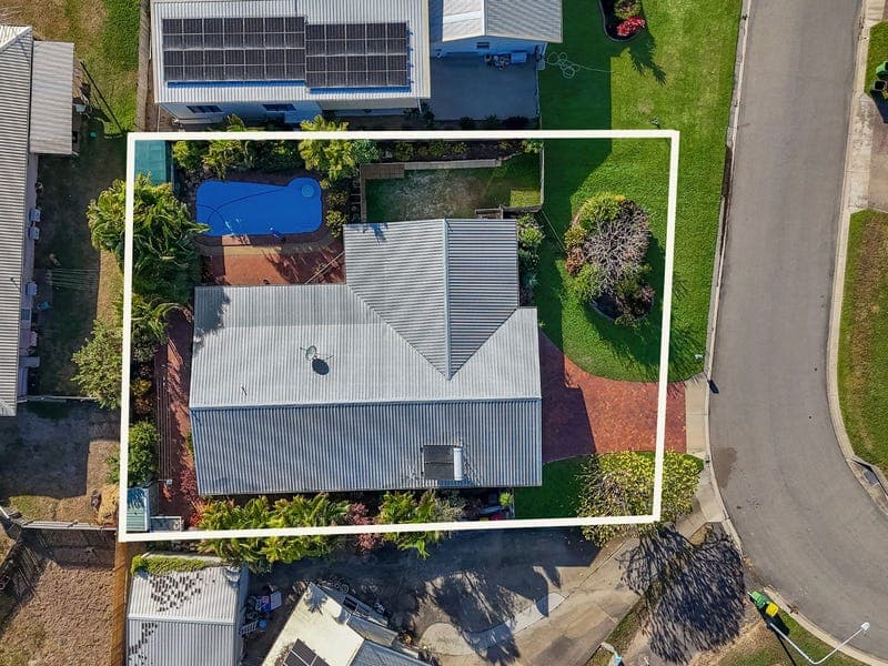 32 Indigo Crescent, Annandale — photo 1 of 5
