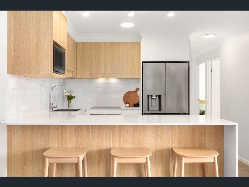 5/91 McLean Street, Coolangatta — photo 1 of 5