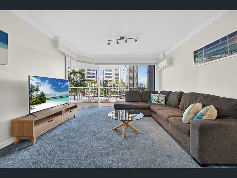 1305/24-26 Queensland Avenue, Broadbeach — photo 1 of 5