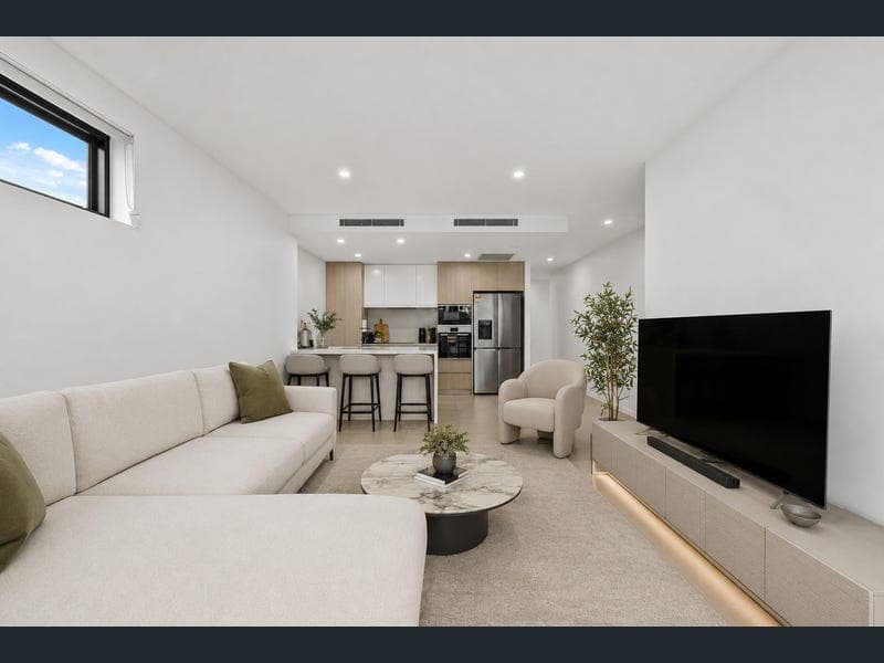 301/8 Zillah Street, Stones Corner — photo 1 of 5