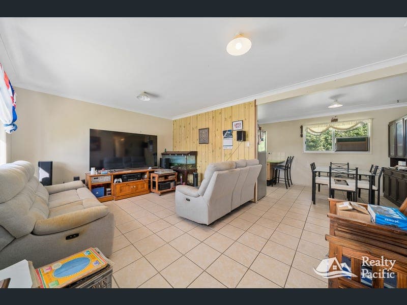 17 Sherington St, Alexandra Hills — photo 1 of 5